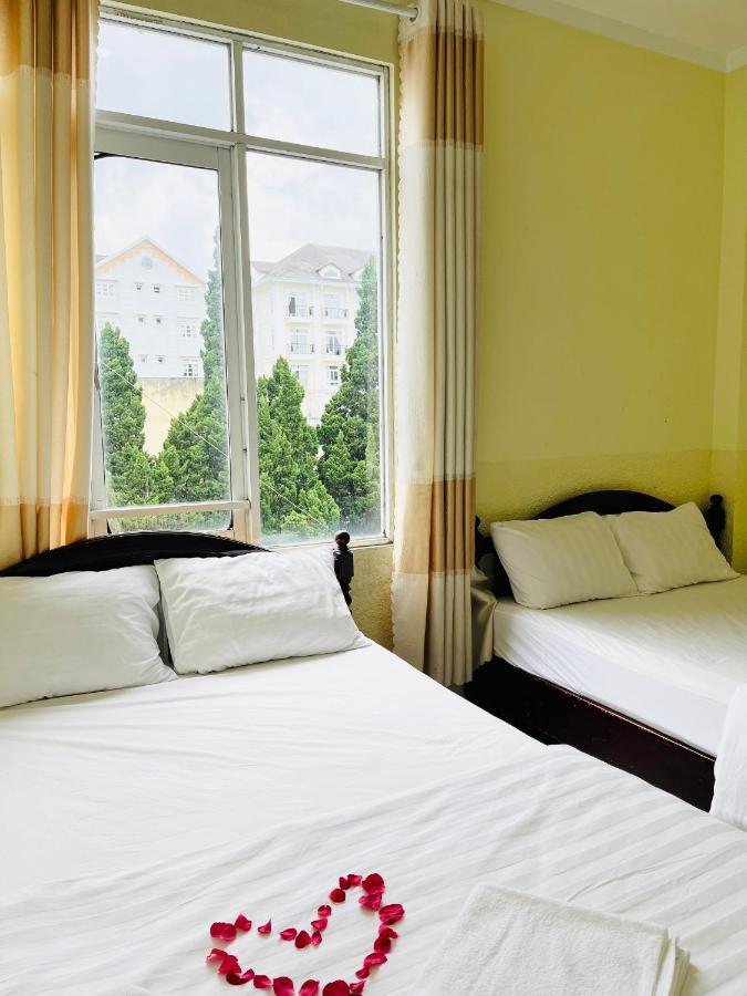 Hotel Khach San Xuan Quynh à Đà Lạt Extérieur photo