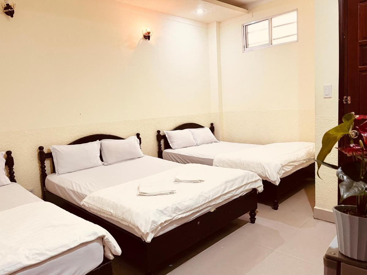 Hotel Khach San Xuan Quynh à Đà Lạt Extérieur photo