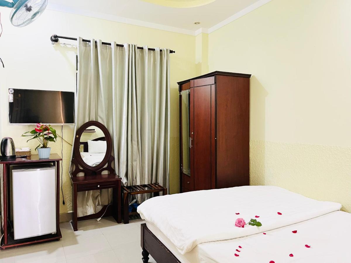 Hotel Khach San Xuan Quynh à Đà Lạt Extérieur photo