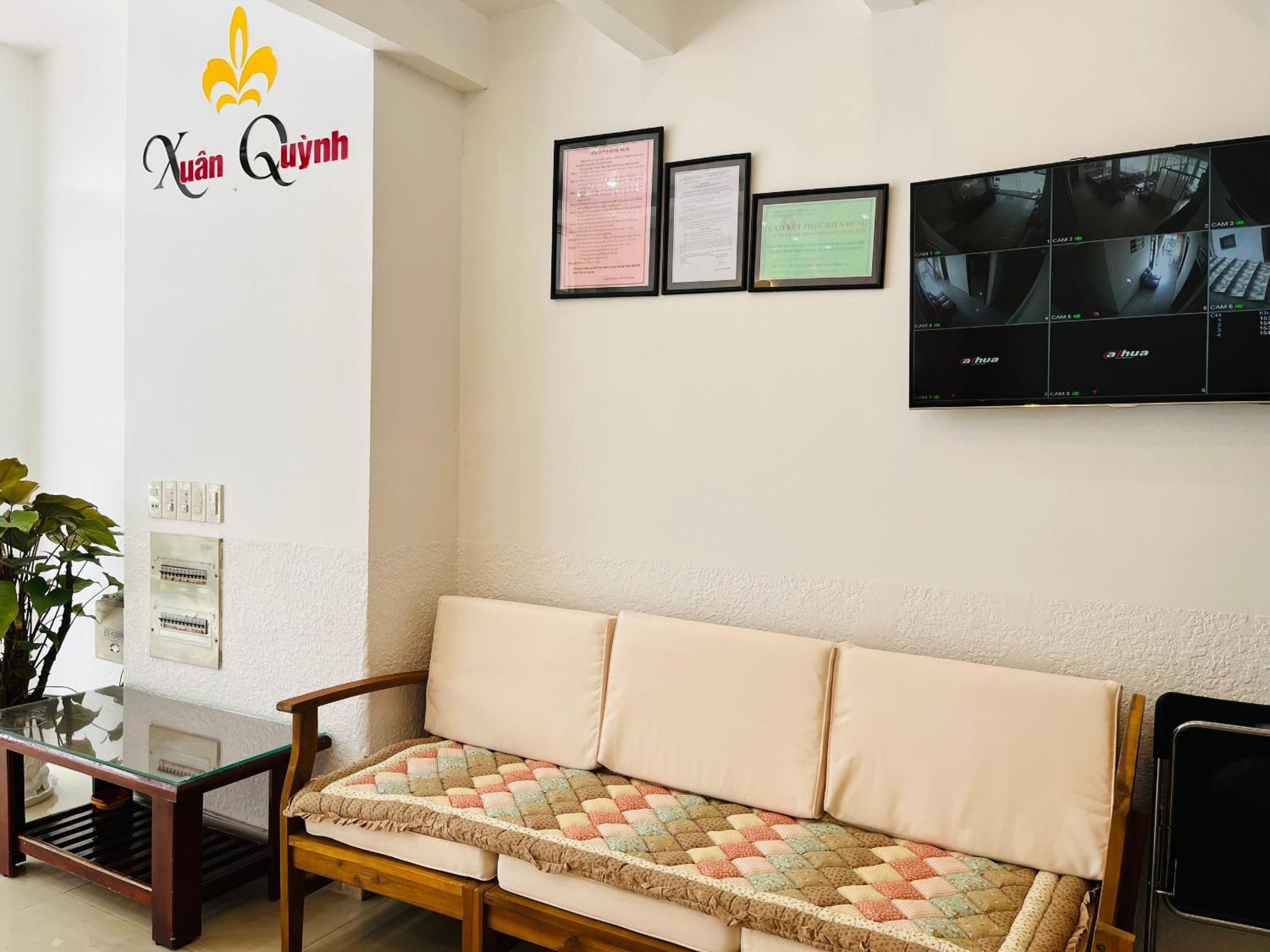 Hotel Khach San Xuan Quynh à Đà Lạt Extérieur photo